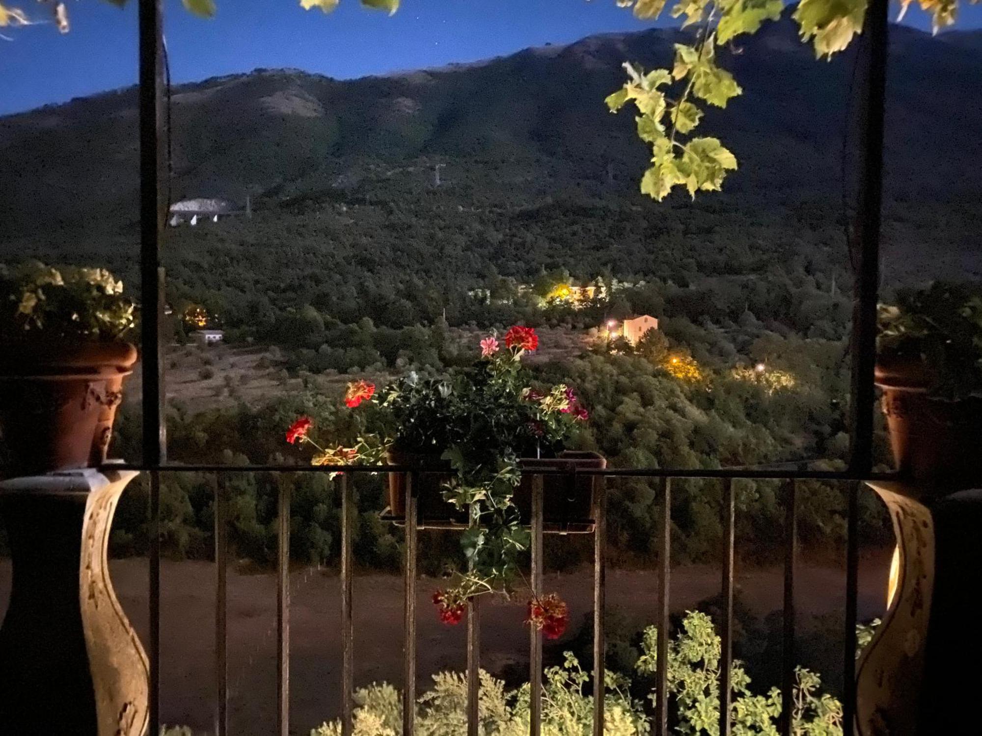 Pettorano sul Gizio Il Giardinetto Di Pettorano Bed & Breakfast エクステリア 写真