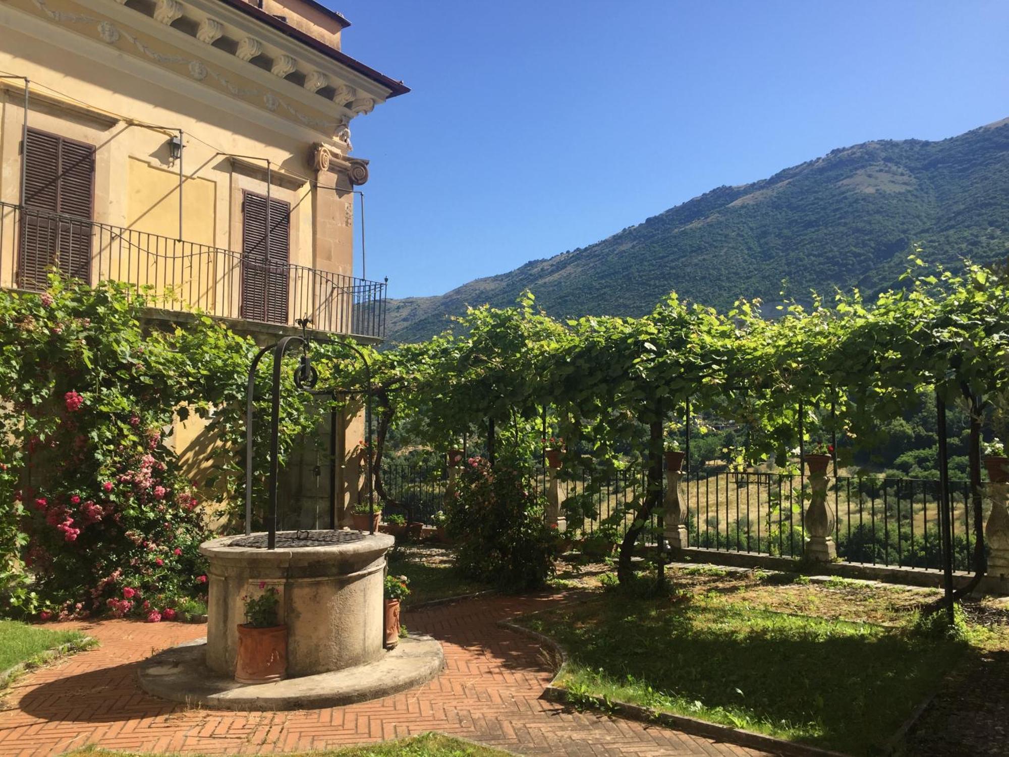 Pettorano sul Gizio Il Giardinetto Di Pettorano Bed & Breakfast エクステリア 写真